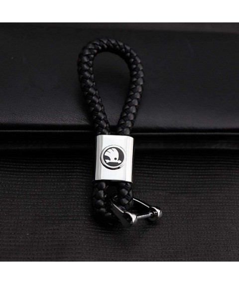 سلسلة مفاتيح جلد بشعار معدنى لسيارة سكودا 