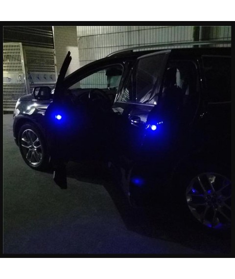 أضواء باب السيارة LED إشارة التحذير للقادم من الخلف لون ازرق